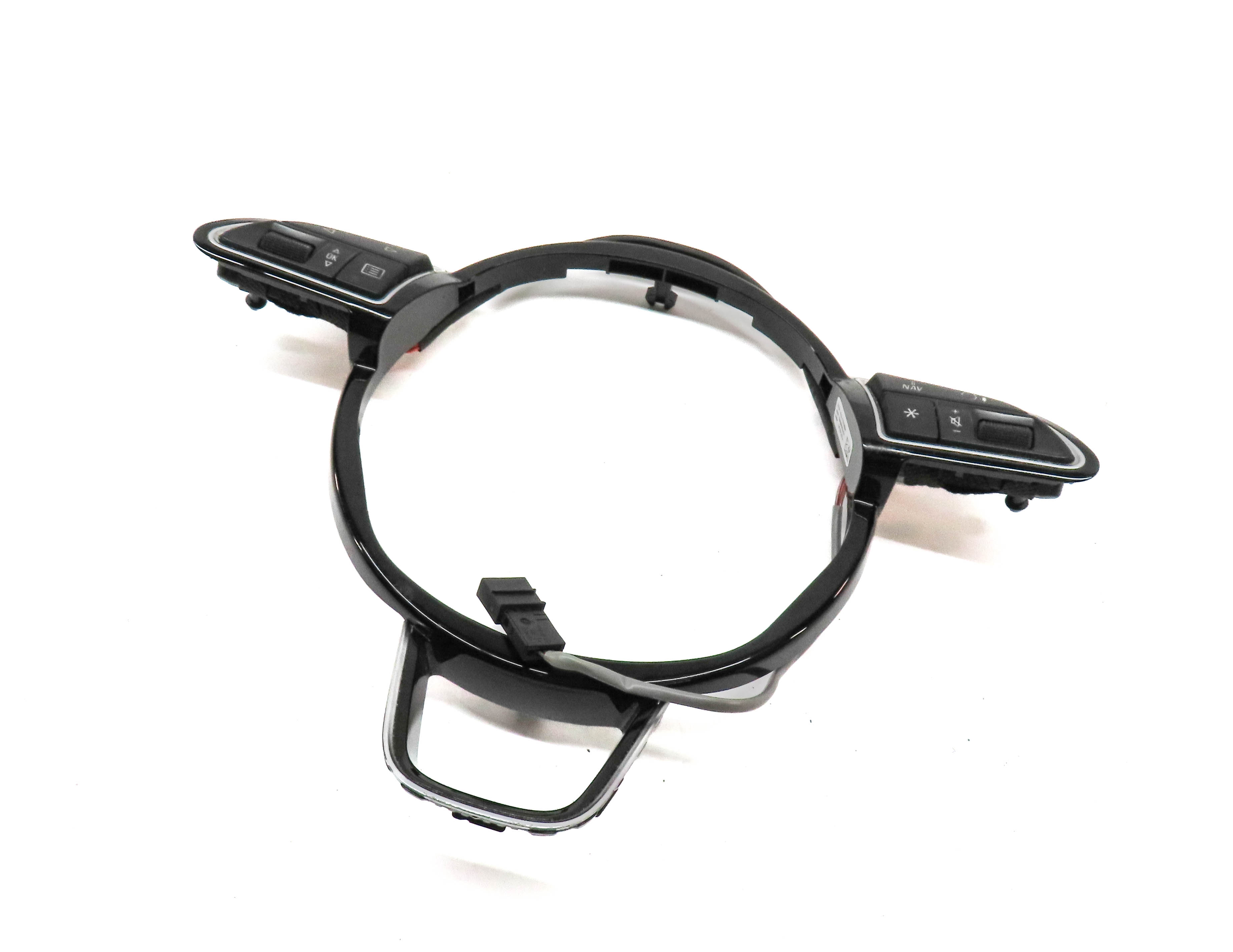 2015 AUDI Q3 SUV (8U) FRONT LEFT DRIVER STEERING WHEEL CONTROL SWITCH SET/2 — exact item pictured